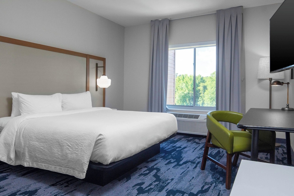 Fairfield Inn & Suites by Marriott Rocky Mount - photo 8