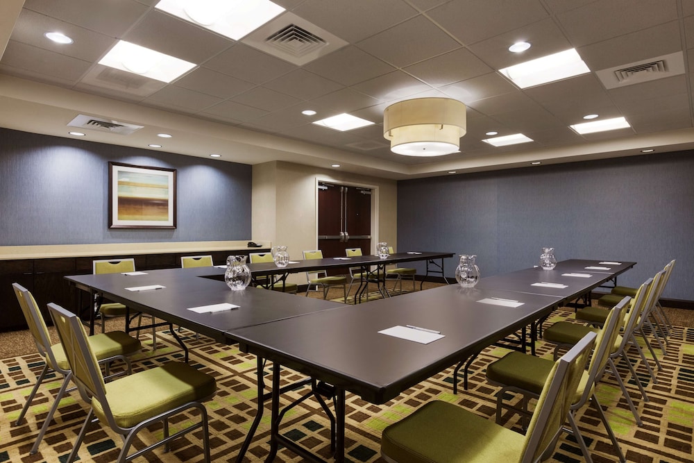 Hampton Inn & Suites Camp Springs Andrews AFB - photo 16