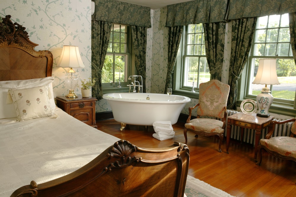 Cameron Estate Inn & Restaurant - photo 23