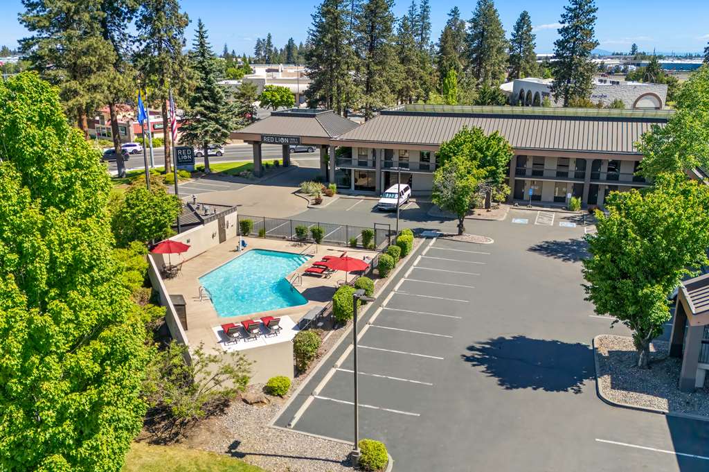 Red Lion Inn & Suites Deschutes River Bend - photo 4