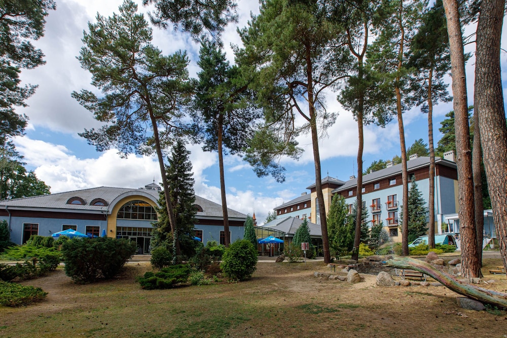 4 Pory Roku Resort Sauna & Spa — hotel in Kolbudy