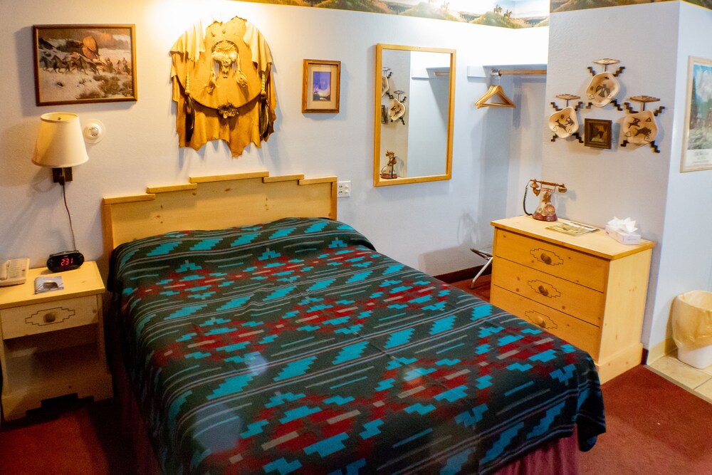 Elk Run Inn - photo 32