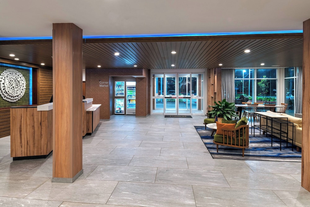 Fairfield Inn & Suites by Marriott Houston Missour - photo 2