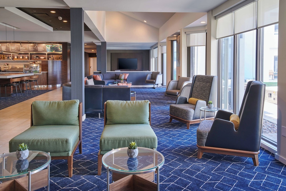Courtyard by Marriott Chicago Highland Park Northbrook - photo 3