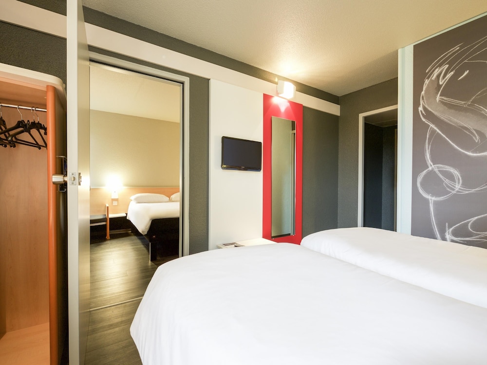 ibis Pau Lescar — Lescar — photo 4