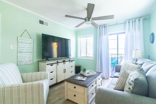 Carolina Beach Haven w Private Balcony - photo 17