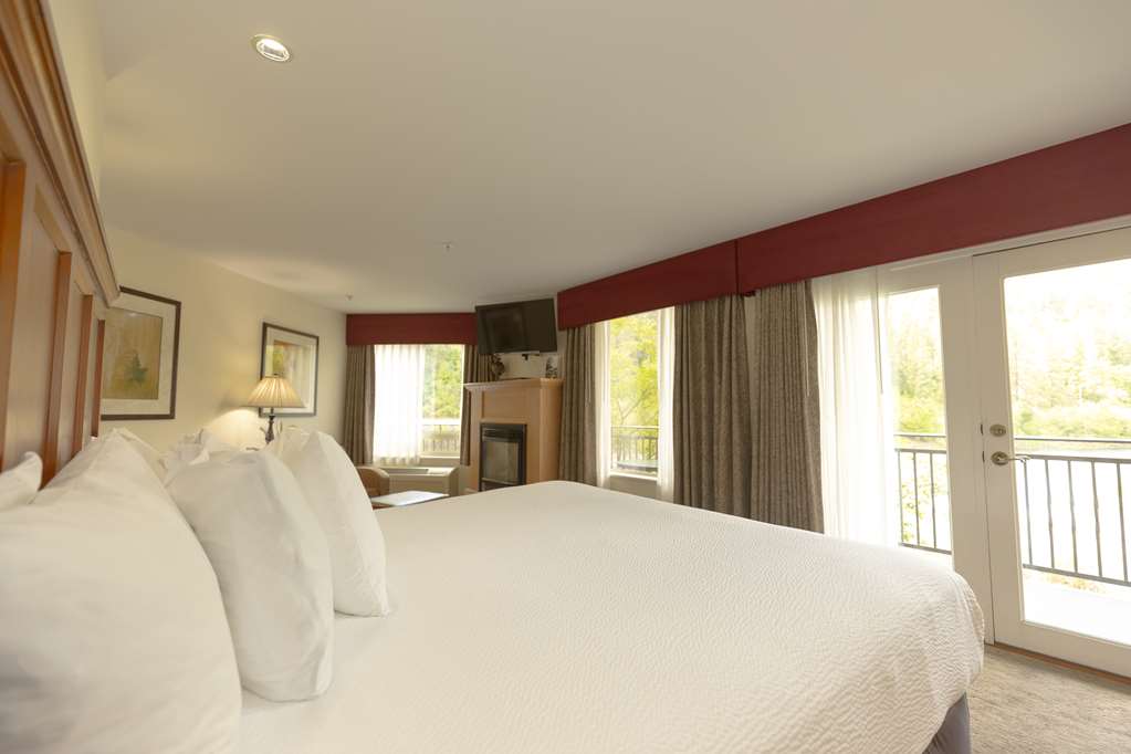 Best Western Lodge At River's Edge - photo 32