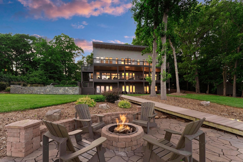Lake Norman Getaway - photo 97