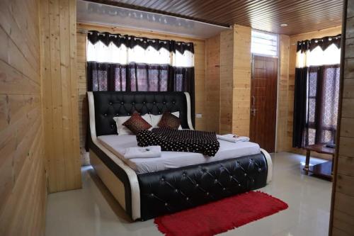 Hotel Trehans — Sarahan — photo 3
