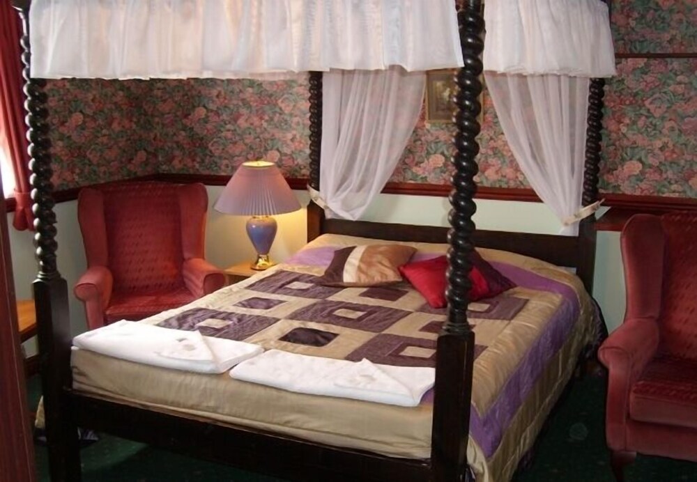 The Gurkha Hotel — Blackpool — photo 3