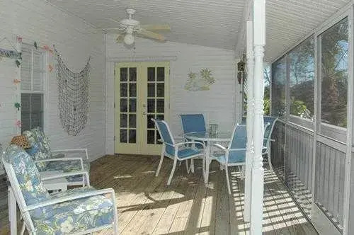Blue Dolphin Inn by Island Vacation Properties - photo 26