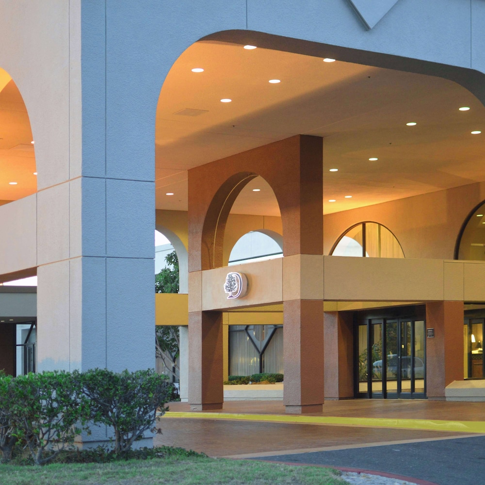 Doubletree by Hilton Newark Fremont - photo 74