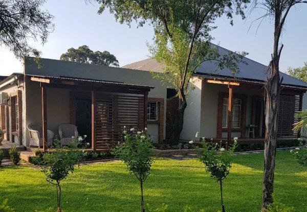 El Ruze — 4-Star Luxury Hotel in Roodeplaat, South Africa