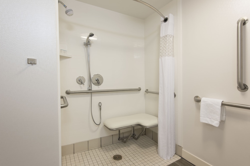 Hampton Inn Grand Rapids South - photo 20