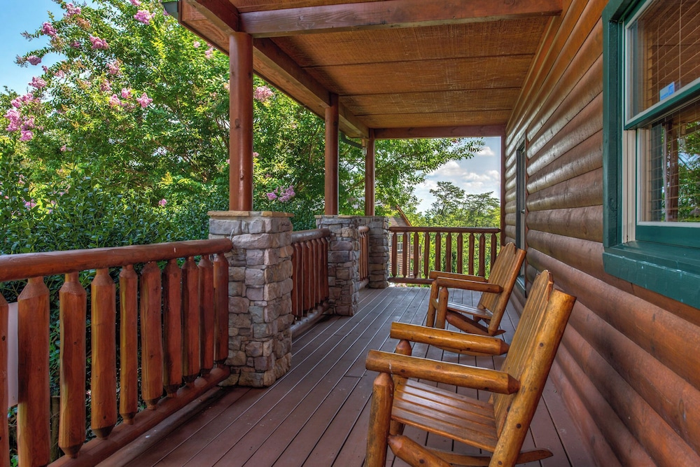 Dancing Bear Lodge - photo 25