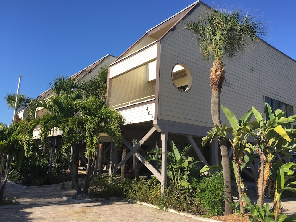 Bird's Nest Beach Townhomes - photo 21