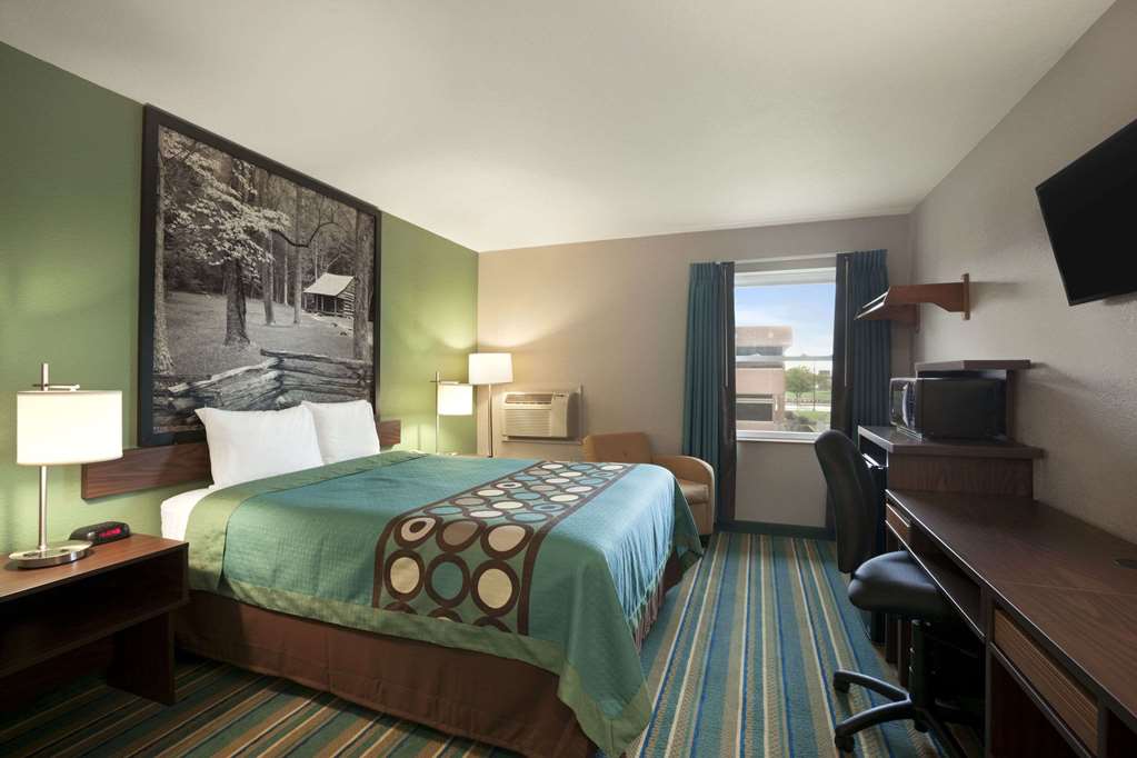 Super 8 by Wyndham Tuscola - photo 10