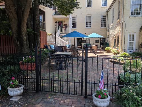 The Richard Johnston Inn & 1890 Caroline House - photo 22