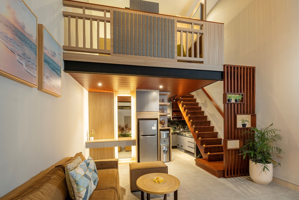 The New Moon Umalas — 4-Star Luxury Hotel in Seminyak, Indonesia