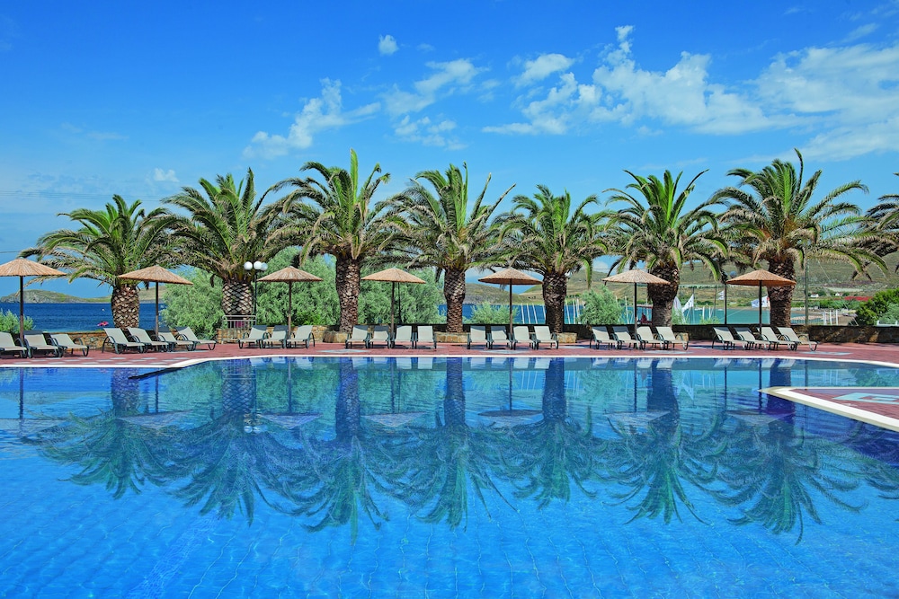 Lemnos Village Resort — Platy