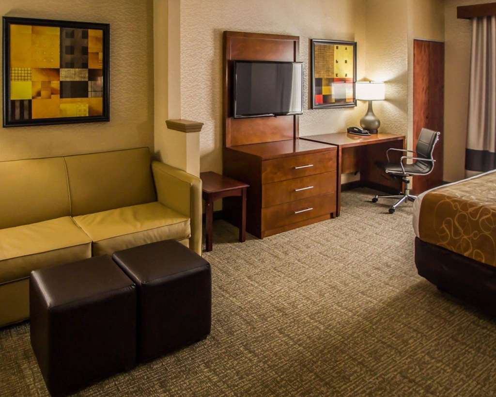Quality Suites NYC Gateway - photo 12