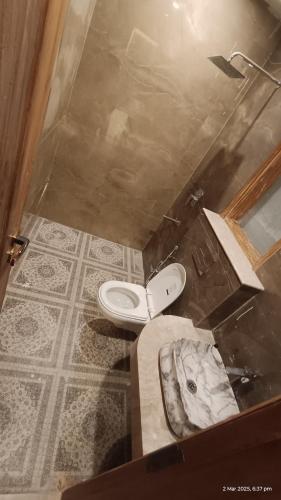Cosmopolitan Premium Guest House