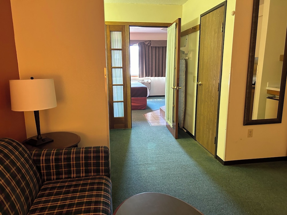 AmericInn by Wyndham Blackduck - photo 34