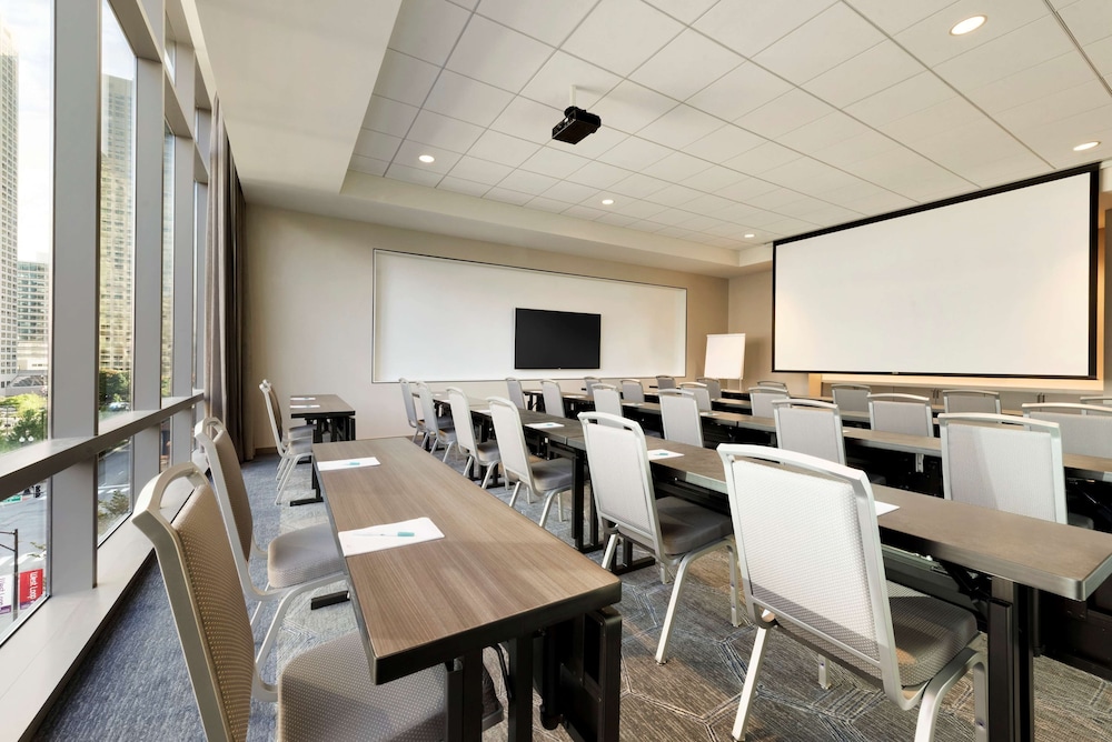 Hampton Inn Chicago West Loop Fulton Market Area - photo 39