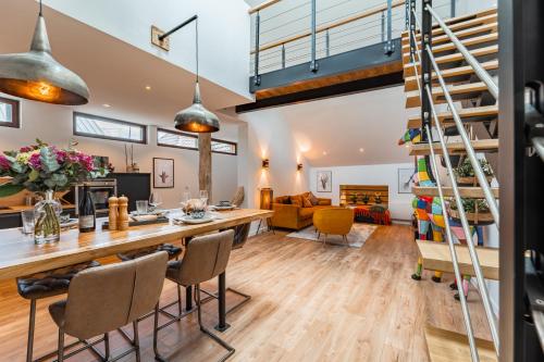 Loft Cosy et atypique — hotel in Sevrier