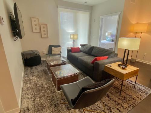 Stylish Trailside TC Condo — 4-Star Luxury Hotel in Traverse City, United States