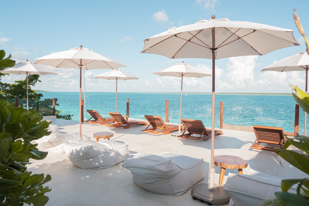 Puerta del Cielo Hotel Origen in Bacalar, Mexico