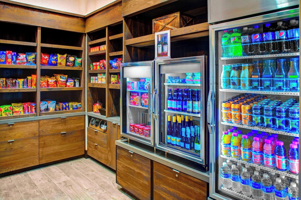 SpringHill Suites by Marriott Bozeman - photo 38