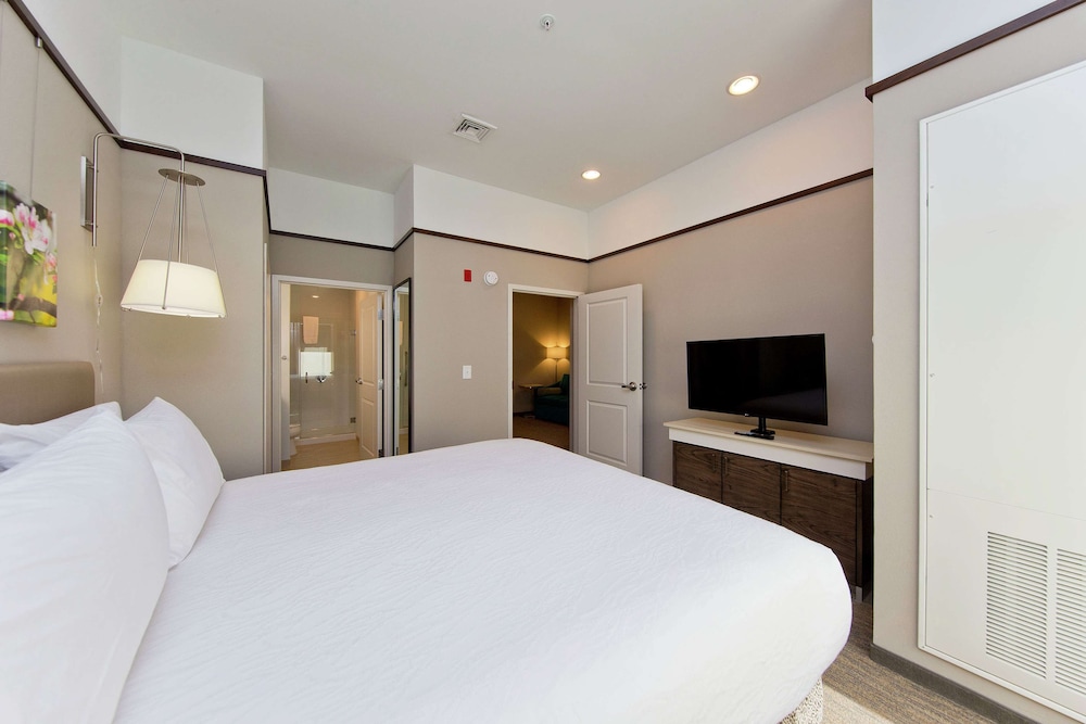 Hilton Garden Inn Martinsburg - photo 27