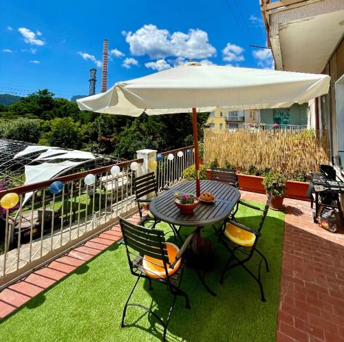 Chiwi's Home — 4-Star Luxury Hotel in Vado Ligure, Italy