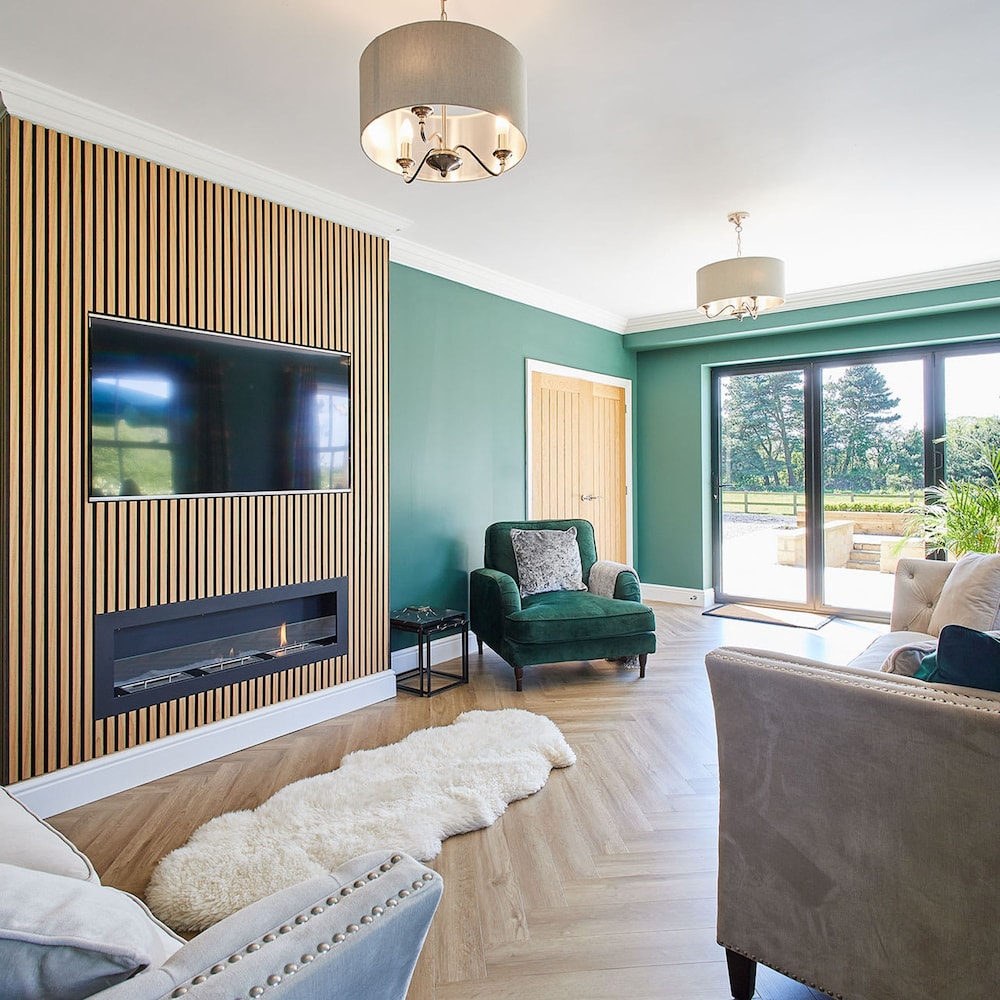 Host Stay Finch House