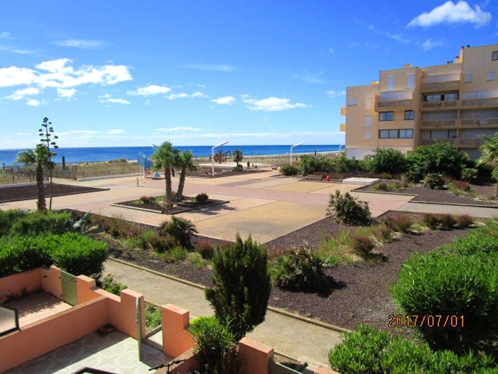 Apartment With one Bedroom in Le Barcarès With Wonderful sea View and — 4-Star Luxury Hotel in Le Barcares, France
