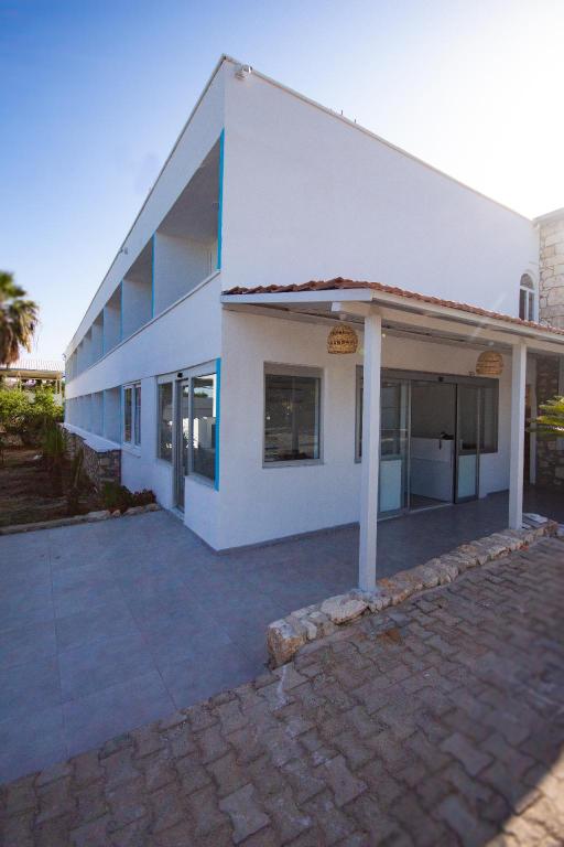 Mojo Otel Beach in Erdemli, Turkey