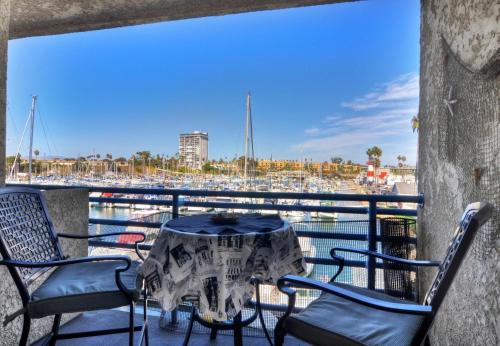 314B Harbor View Steps to the Beach Free Wifi Marina Del Mar 314B in Oceanside, United States