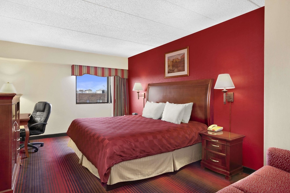 Ramada by Wyndham East Orange - photo 7
