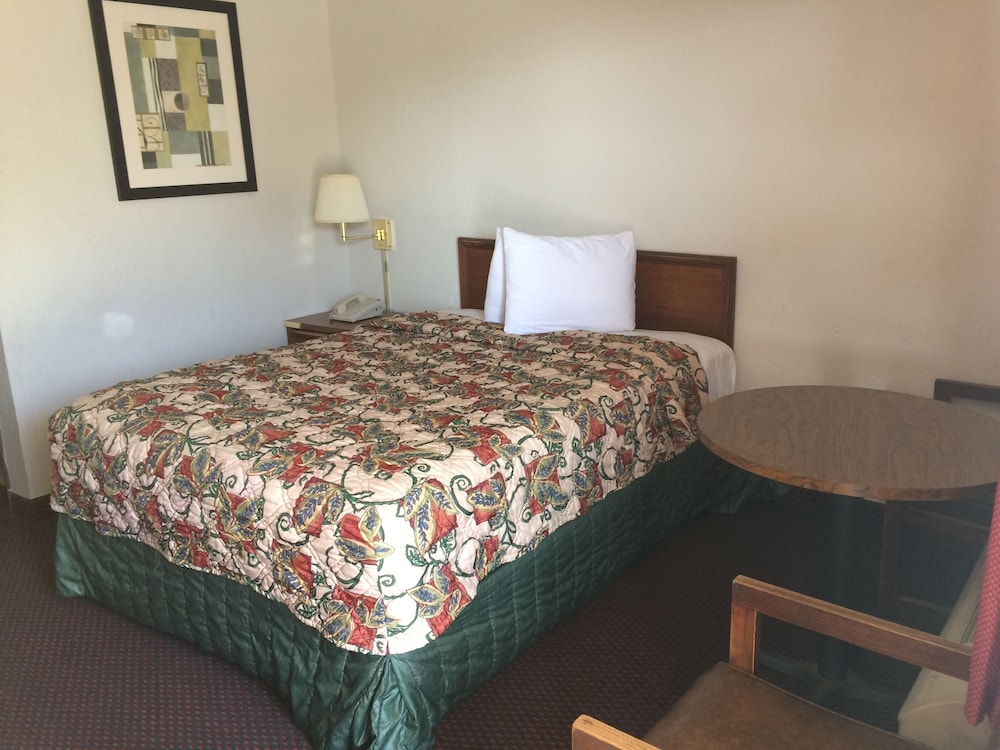 Rexdale Inn - photo 7