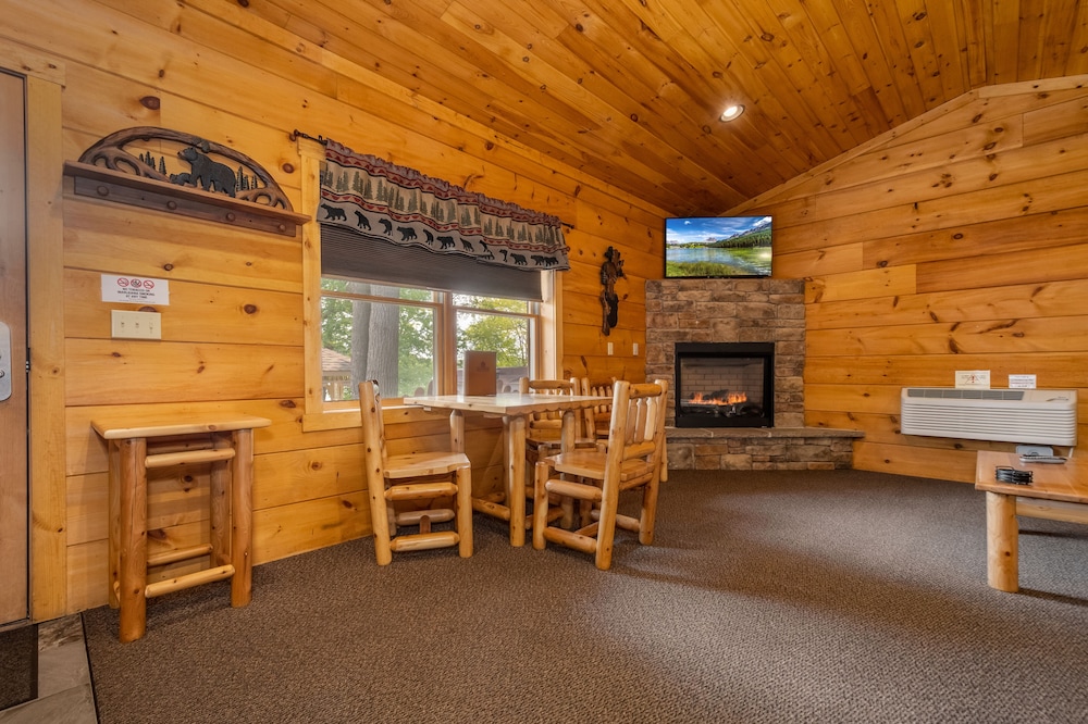 The Lodges at Sunset Village - photo 17