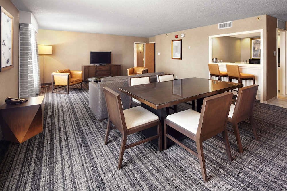 DoubleTree by Hilton Dallas Near the Galleria - photo 13