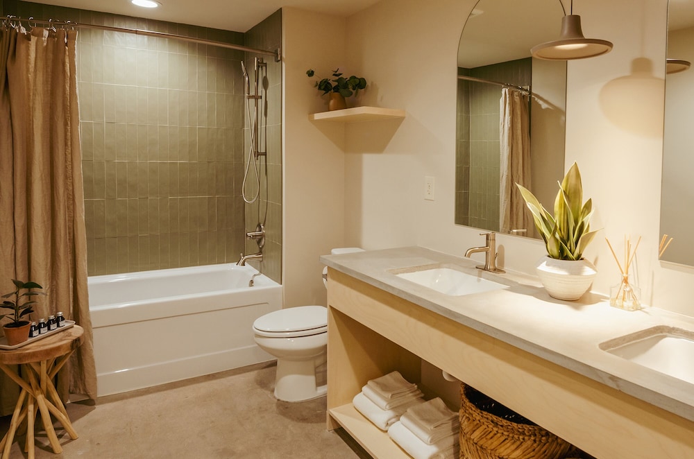 Brut Hotel - photo 41