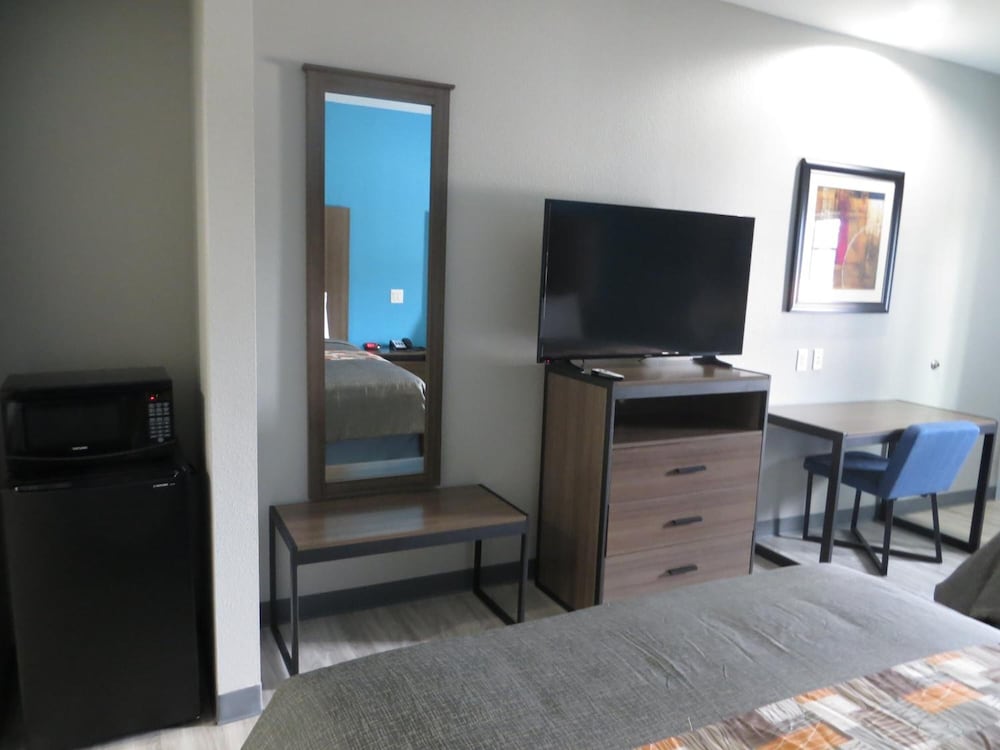 Haven Inn & Suites Willowbrook - photo 18