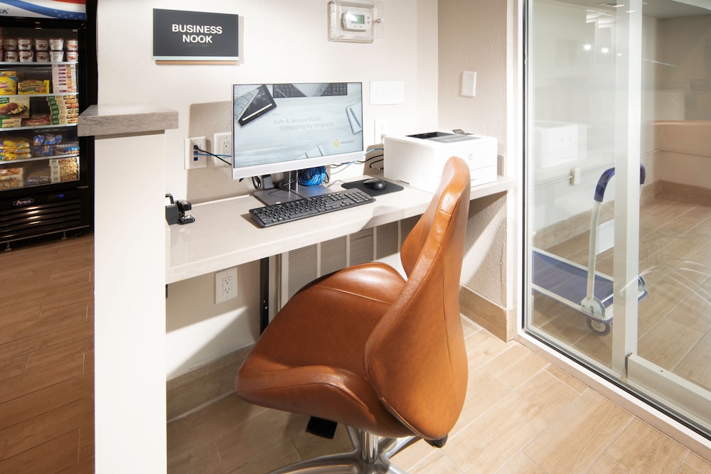 Candlewood Suites Charleston Mt Pleasant by IHG - photo 33