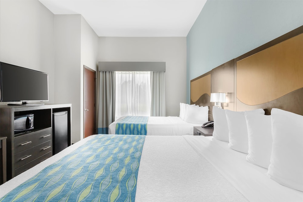 Best Western Plus Waller Hotel - photo 24