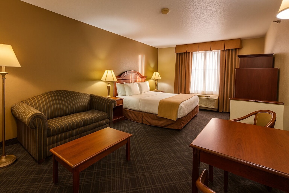 Stay USA Hotel & Suites - photo 7