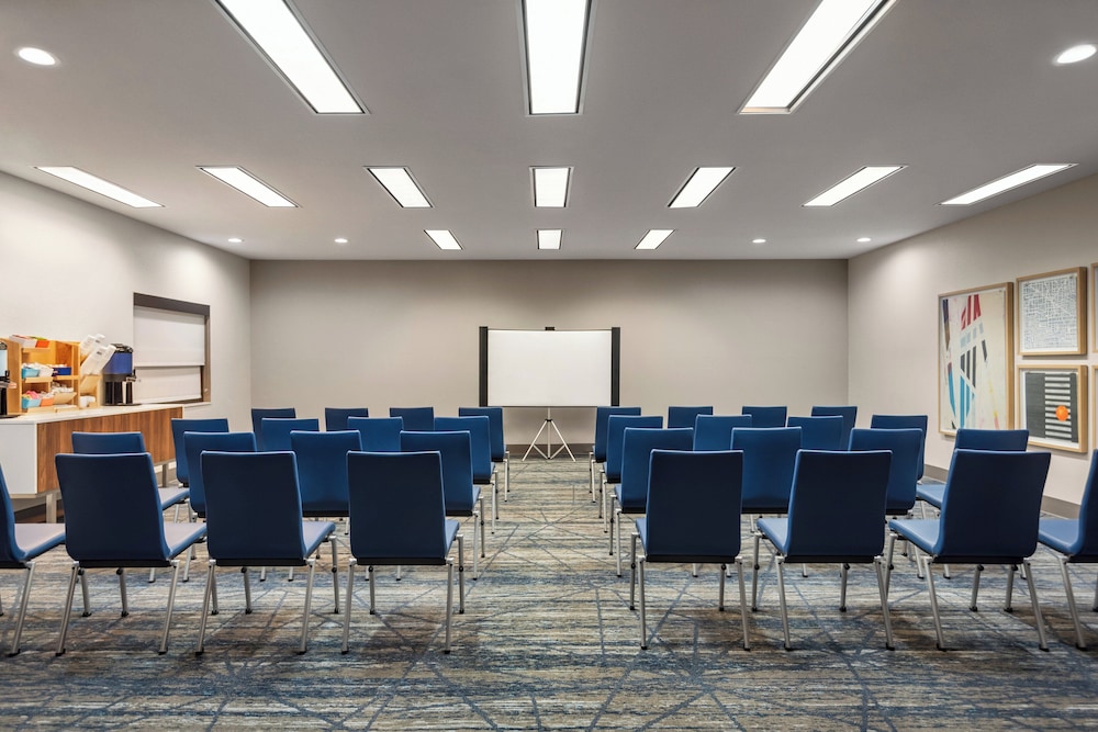 Holiday Inn Express Morgantown by IHG - photo 40