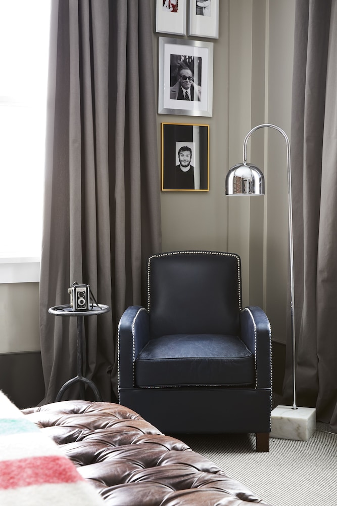 The George - photo 5