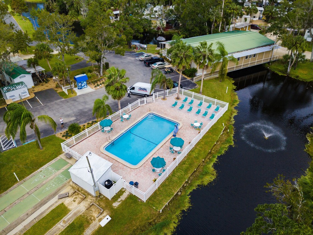 Homosassa River RV Resort - photo 23